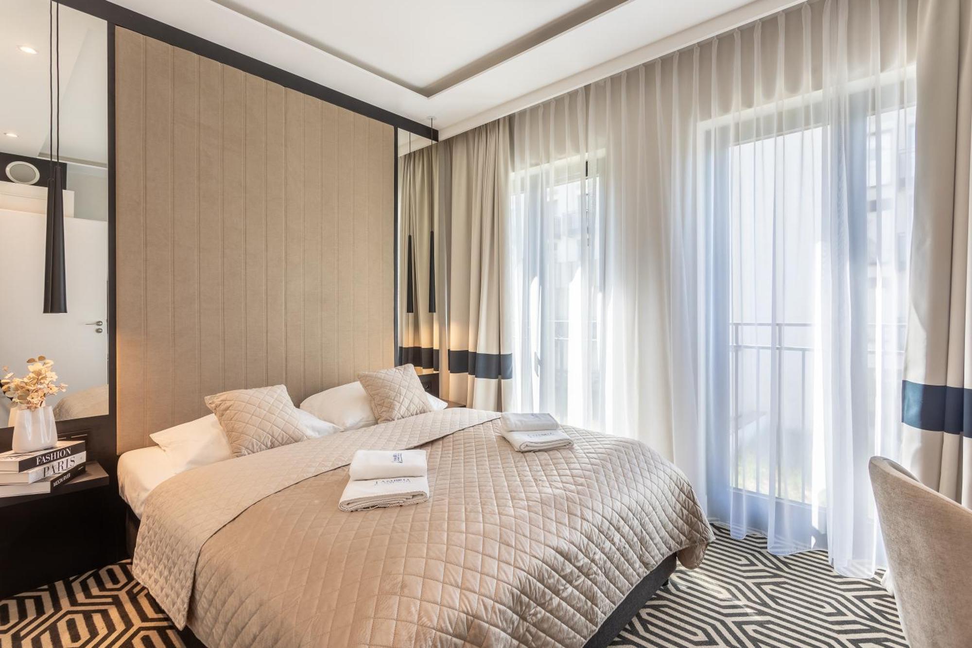 Ambria Apartments Promenada シフィノウイシチェ エクステリア 写真